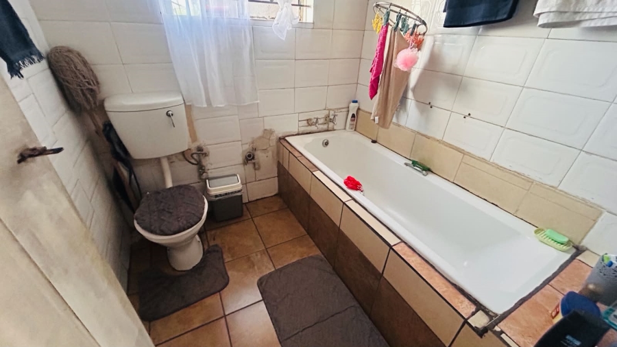 3 Bedroom Property for Sale in Zamdela Free State